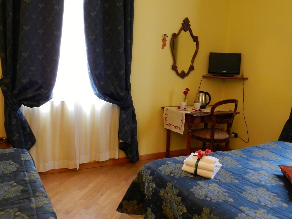 Hotel Ristorante Piccolo Chianti Сієна Екстер'єр фото