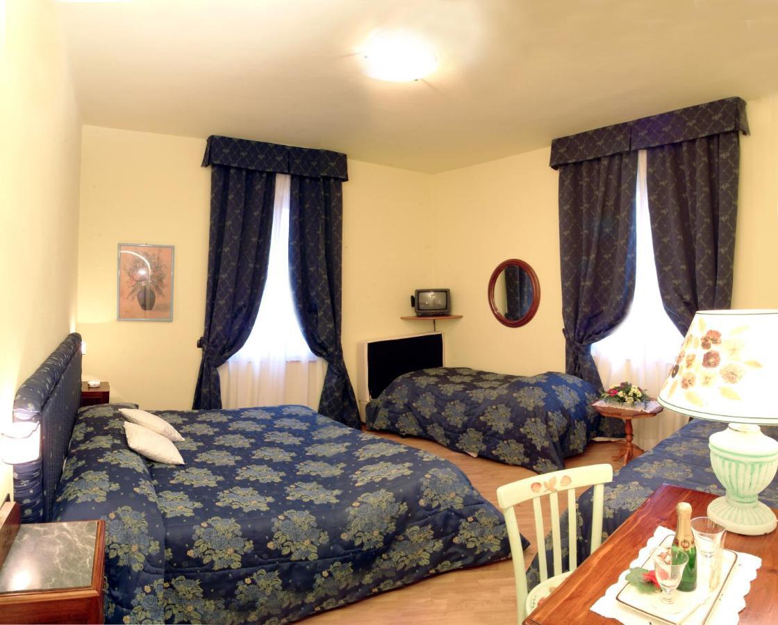 Hotel Ristorante Piccolo Chianti Сієна Номер фото